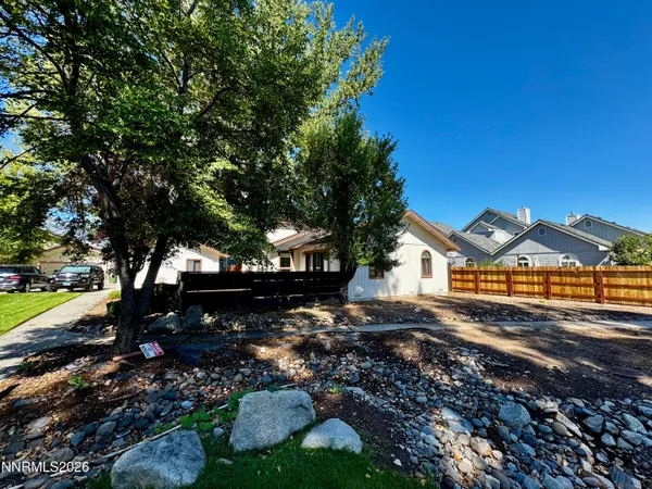 $477,500 | 1700 Mackland Avenue, Minden, NV 89423