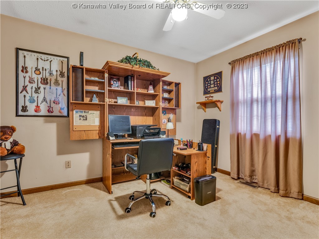 11686 Winfield Road Winfield, WV 25213 - Photo 28 of 42 Gallery Image 28