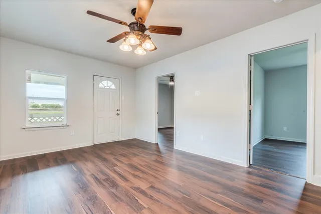 $335,000 | 112 Gazley A & B Street, Smithville, TX 78957