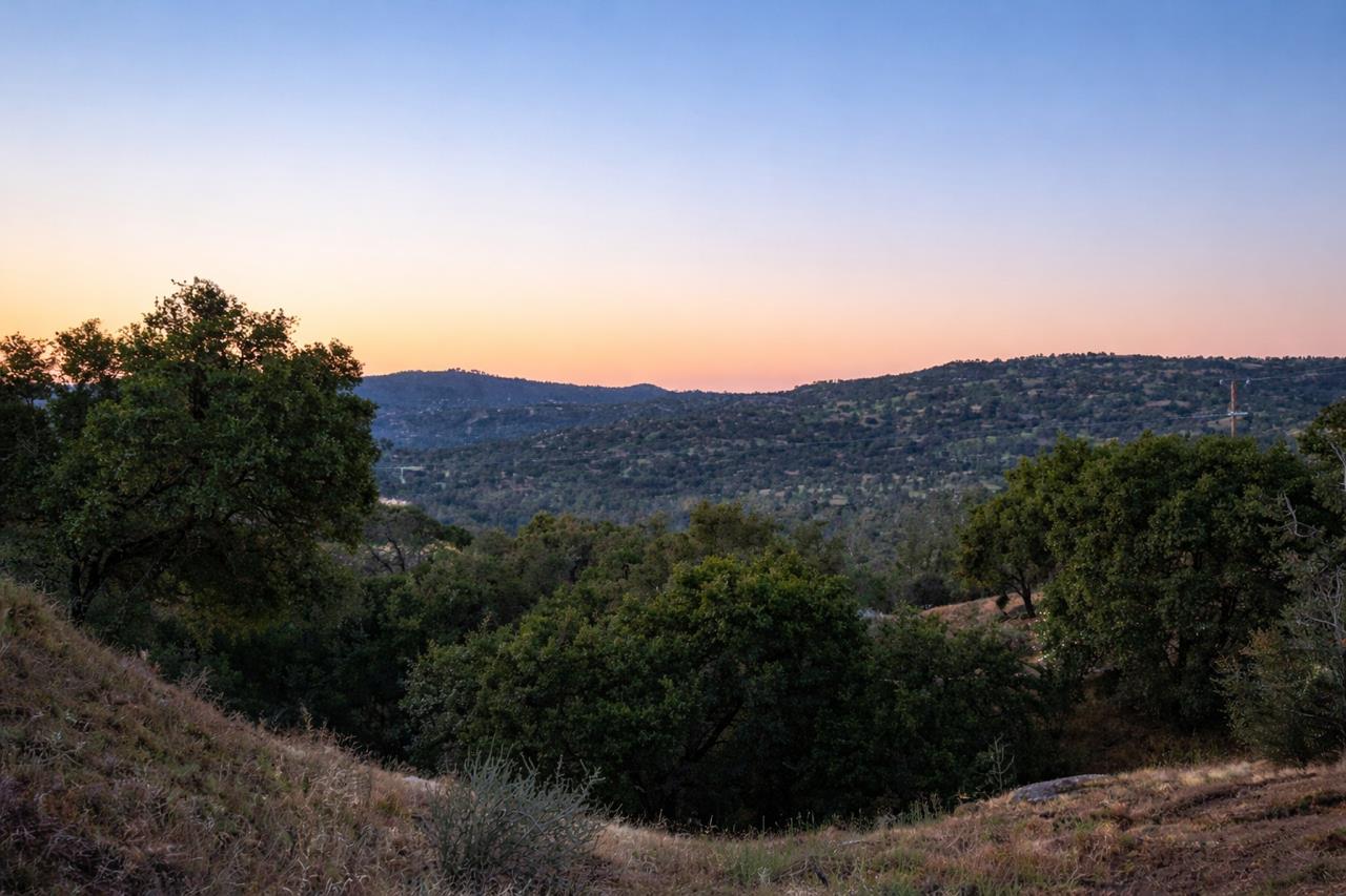 4 Powder Horn Way Coarsegold, CA 93614 - Photo 4 of 23