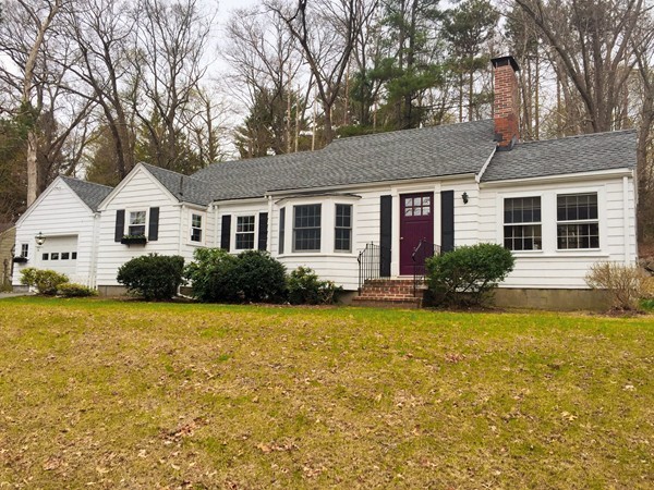 6 Masconomet Road Ipswich, MA 01938 - Photo 1 of 27
