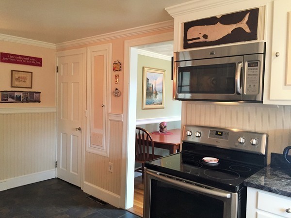 6 Masconomet Road Ipswich, MA 01938 - Photo 5 of 27