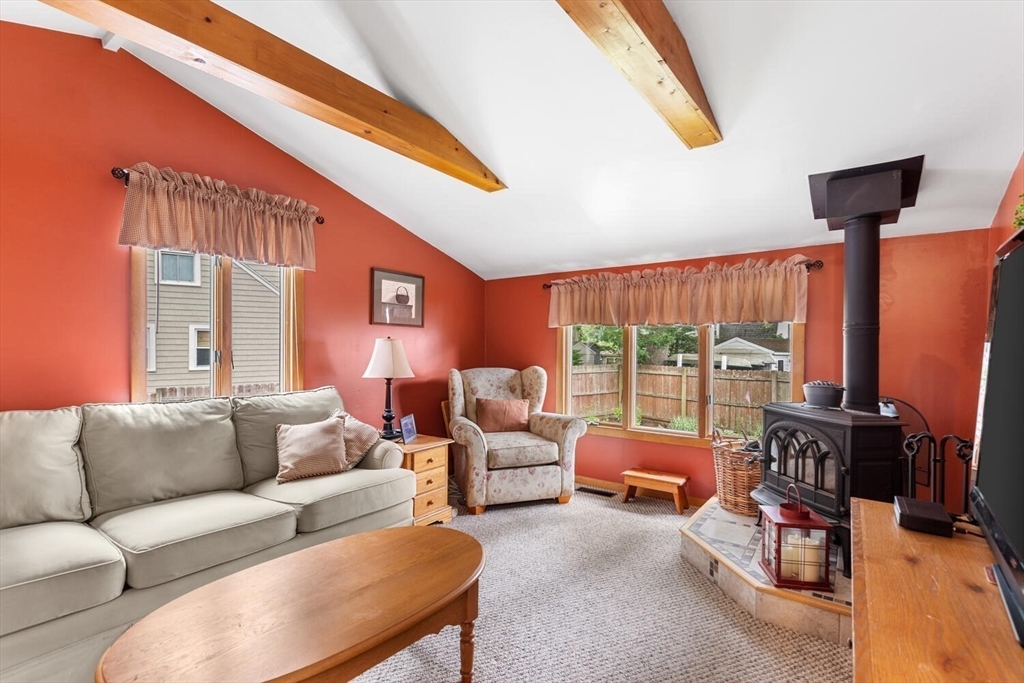 12 Clarner Road Lynn, MA 01904 - Photo 3 of 40 Gallery Image 3