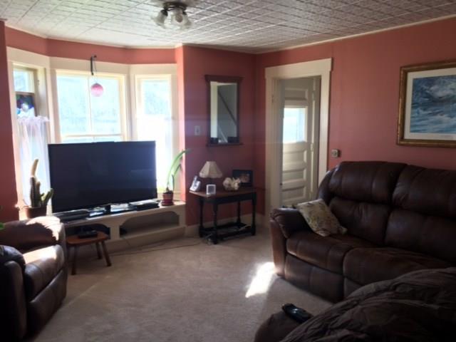 176 Main Street Stratton, ME 04982 - Photo 5 of 28 Photo