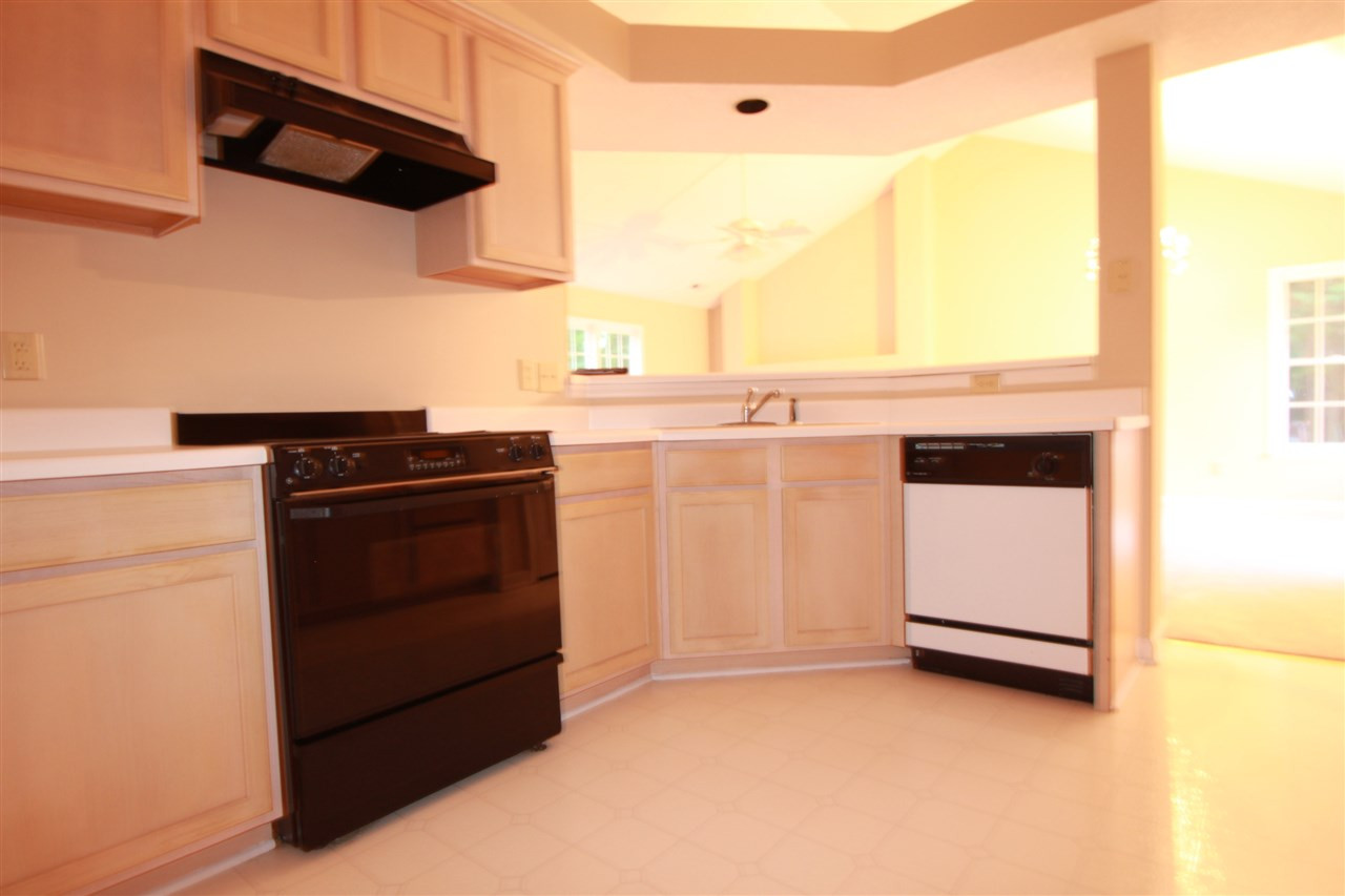 3357 Daingerfield Drive Raleigh, NC 27616 - Photo 4 of 11 Kitchen