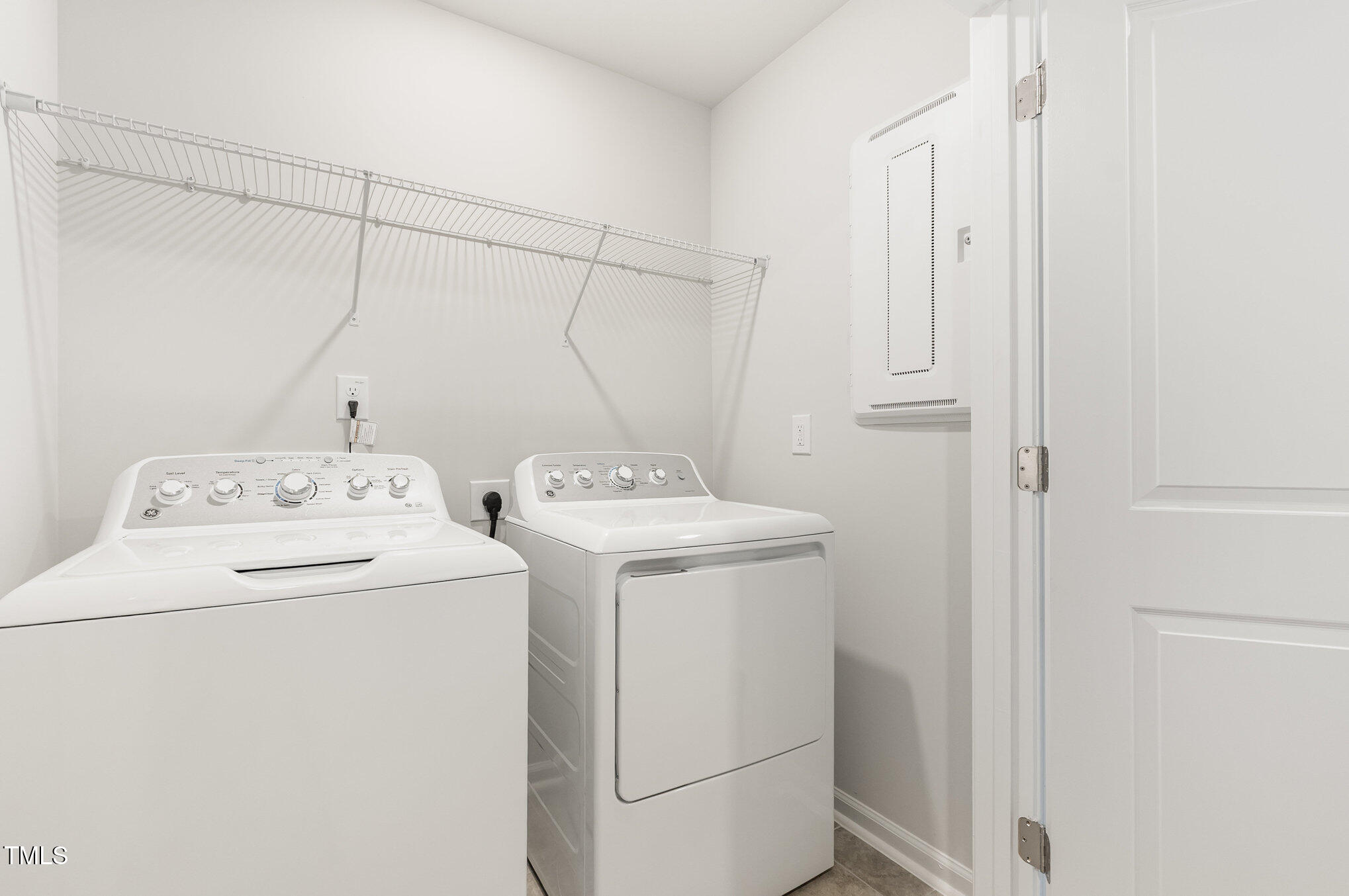 172 Paramount Drive Smithfield, NC 27577 - Photo 22 of 26 022_cj4a9757-edit_327