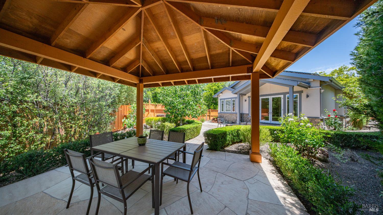 21 Eye Street San Rafael, CA 94901 - Photo 62 of 92