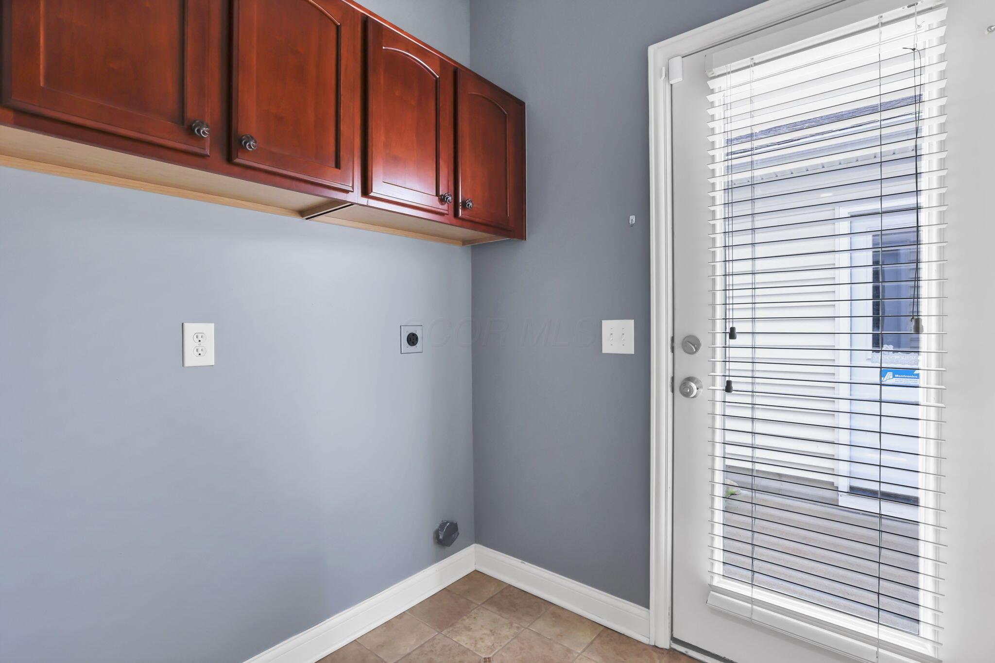 5621 Lantos Road Dublin, OH 43016 - Photo 25 of 56 25-web-or-mls-G02A5258