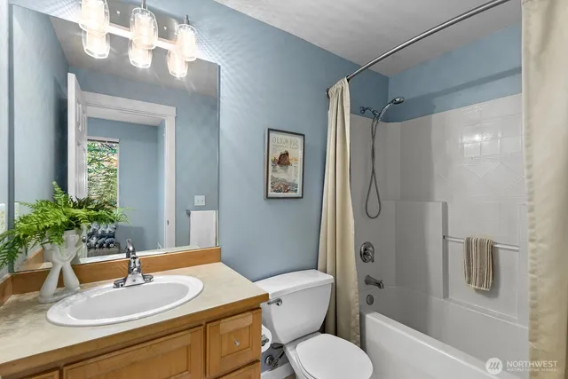 $888,250 | 17928 Northeast 90th Street, Redmond, WA 98052