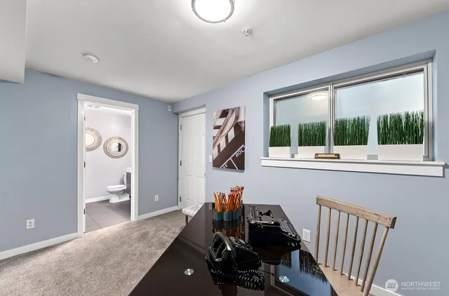 $888,250 | 17928 Northeast 90th Street, Redmond, WA 98052