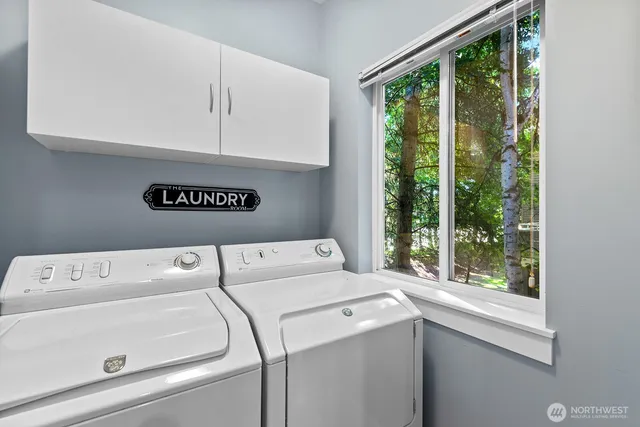 $888,250 | 17928 Northeast 90th Street, Redmond, WA 98052