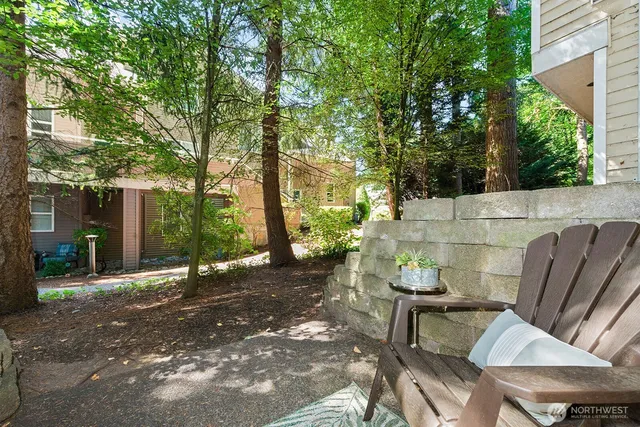 $888,250 | 17928 Northeast 90th Street, Redmond, WA 98052