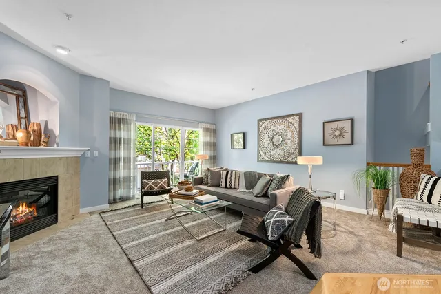 $888,250 | 17928 Northeast 90th Street, Redmond, WA 98052