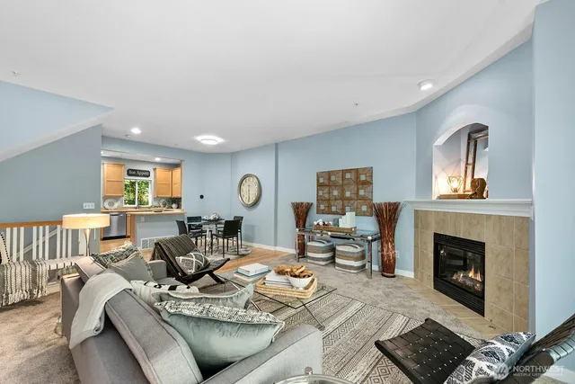 $888,250 | 17928 Northeast 90th Street, Redmond, WA 98052