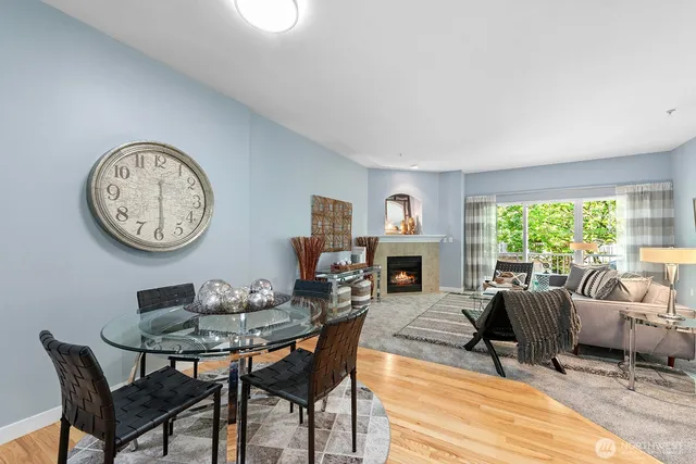 $888,250 | 17928 Northeast 90th Street, Redmond, WA 98052