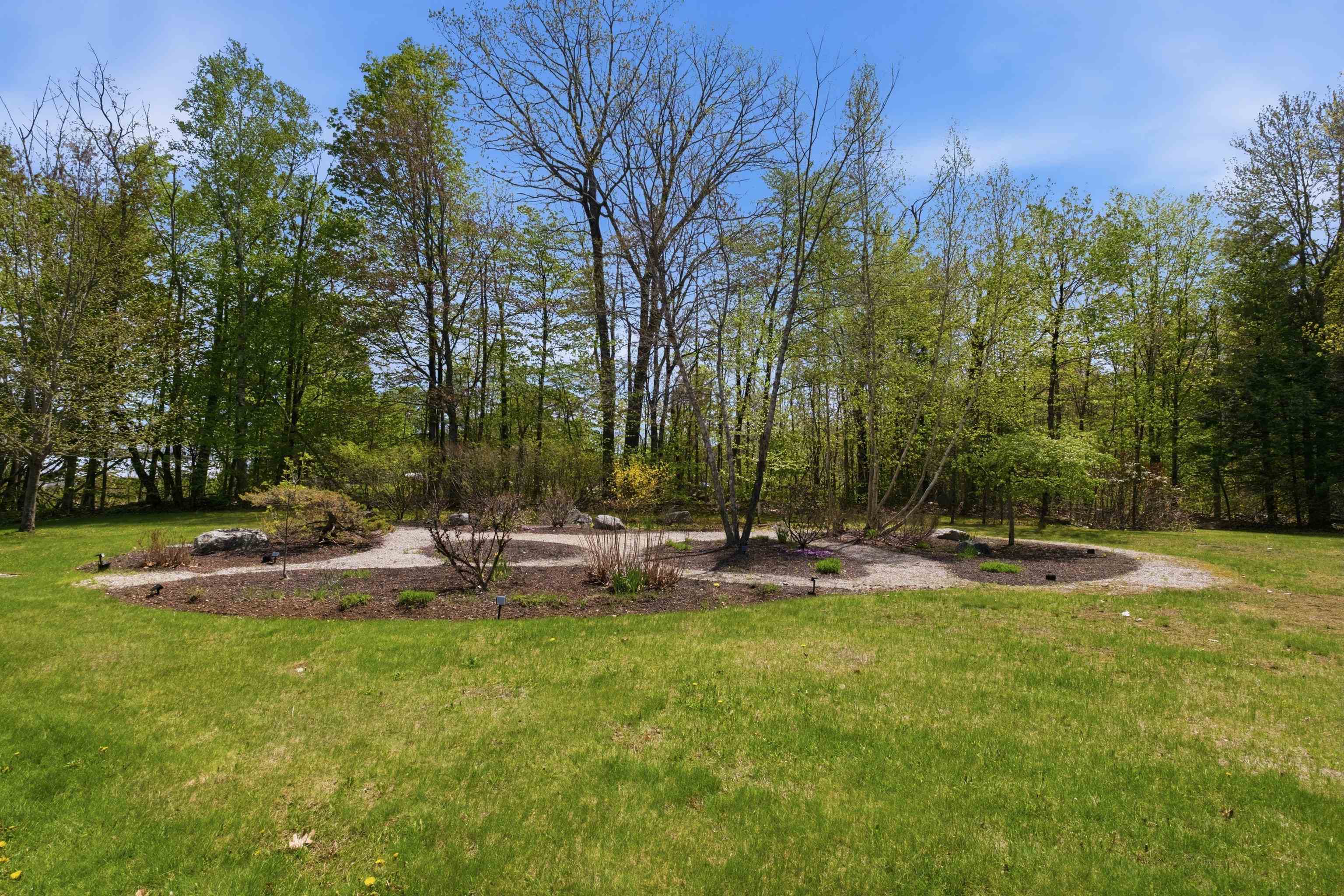 2671 Parade Road Laconia, NH 03246 - Photo 15 of 52