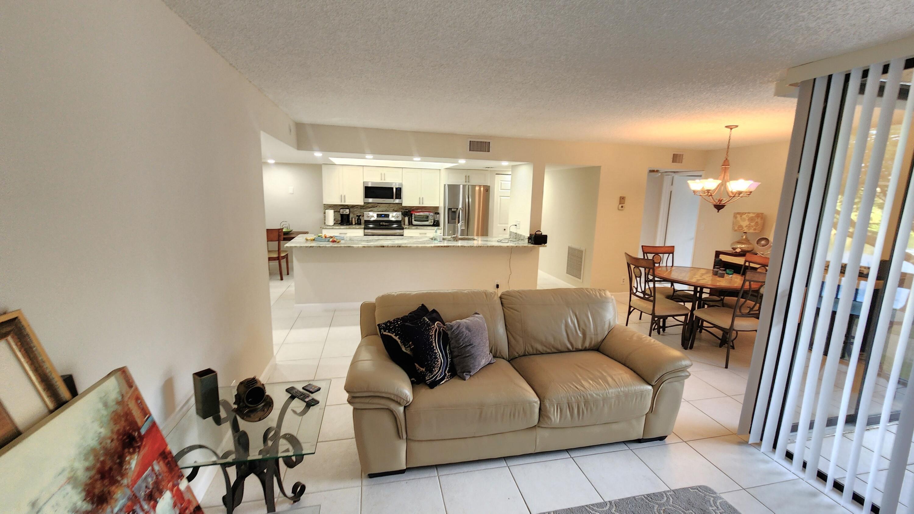 955 Dotterel Road, Unit 2203 Delray Beach, FL 33444 - Photo 3 of 25 living room