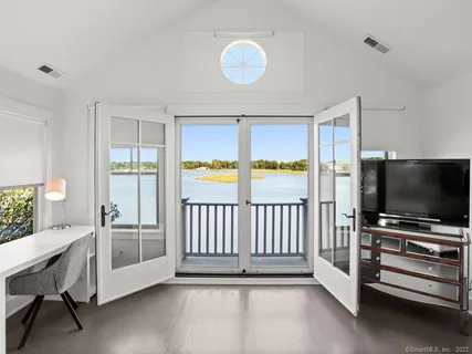 $16,000 | 199 Hillspoint Road, Westport, CT 06880