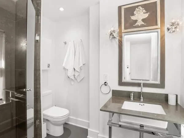 $16,000 | 199 Hillspoint Road, Westport, CT 06880