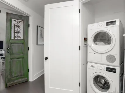 $16,000 | 199 Hillspoint Road, Westport, CT 06880