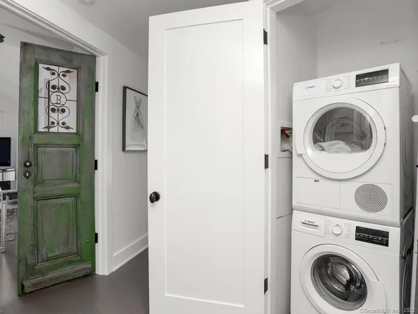 $16,000 | 199 Hillspoint Road, Westport, CT 06880