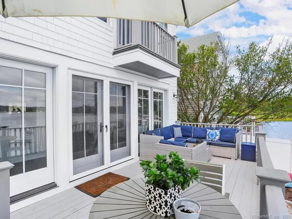 $16,000 | 199 Hillspoint Road, Westport, CT 06880