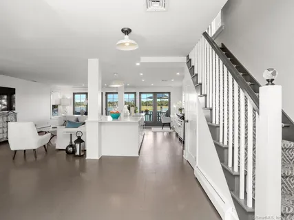 $16,000 | 199 Hillspoint Road, Westport, CT 06880