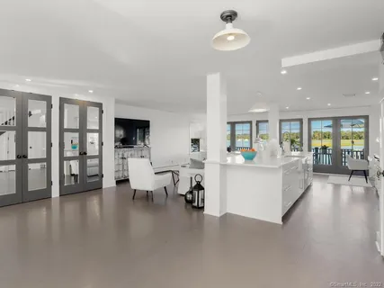 $16,000 | 199 Hillspoint Road, Westport, CT 06880