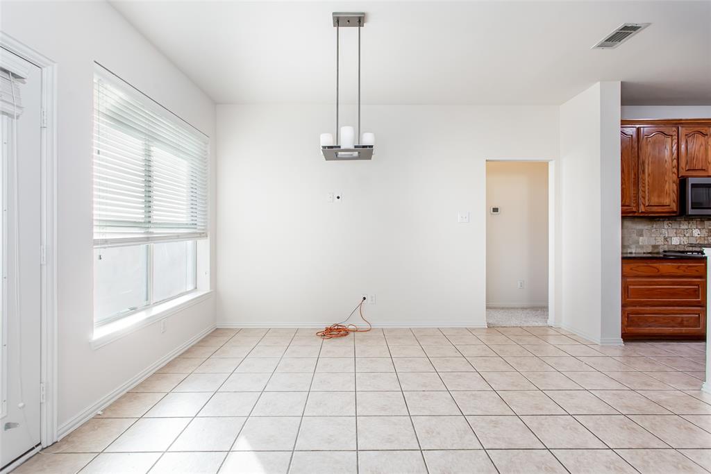915 Falcon Trail Murphy, TX 75094 - Photo 15 of 40 a view of an empty room and window