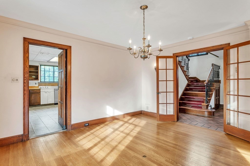 173 Farmington Road Longmeadow, MA 01106 - Photo 11 of 42 Gallery Image 11
