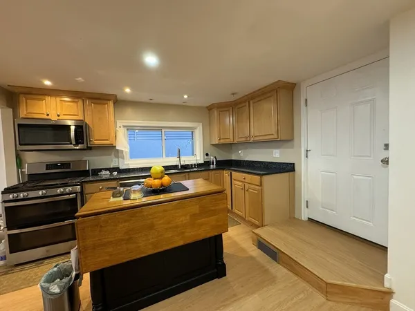 $3,750 | 16 Homestead Avenue, Unit 16A, Quincy, MA 02169