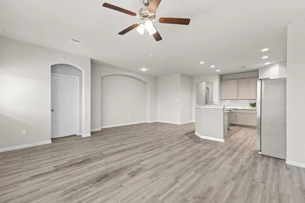 $2,350 | 10139 Red Snapper Road, Magnolia, TX 77354