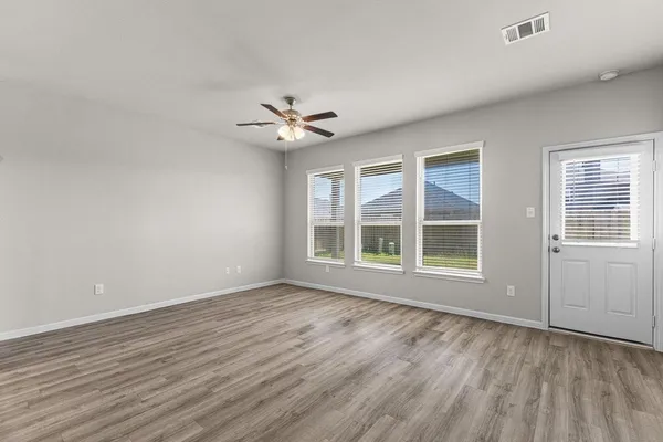 $2,350 | 10139 Red Snapper Road, Magnolia, TX 77354