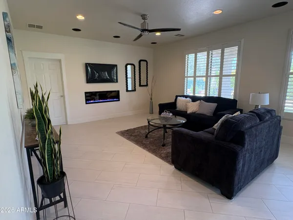 $725,000 | 1280 East Azalea Drive, Gilbert, AZ 85298