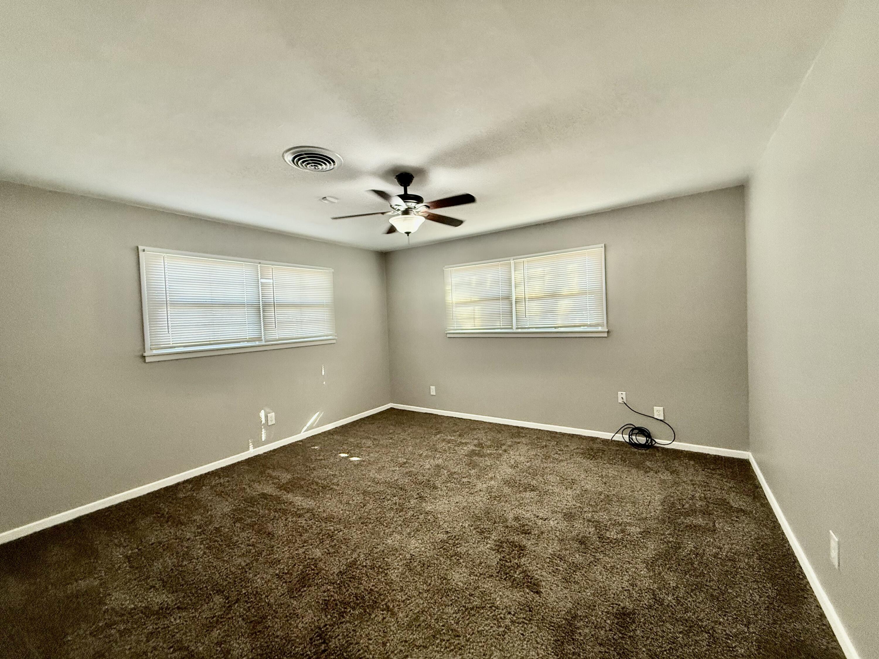 4402 28th Street Lubbock, TX 79410 - Photo 7 of 17 IMG_7233