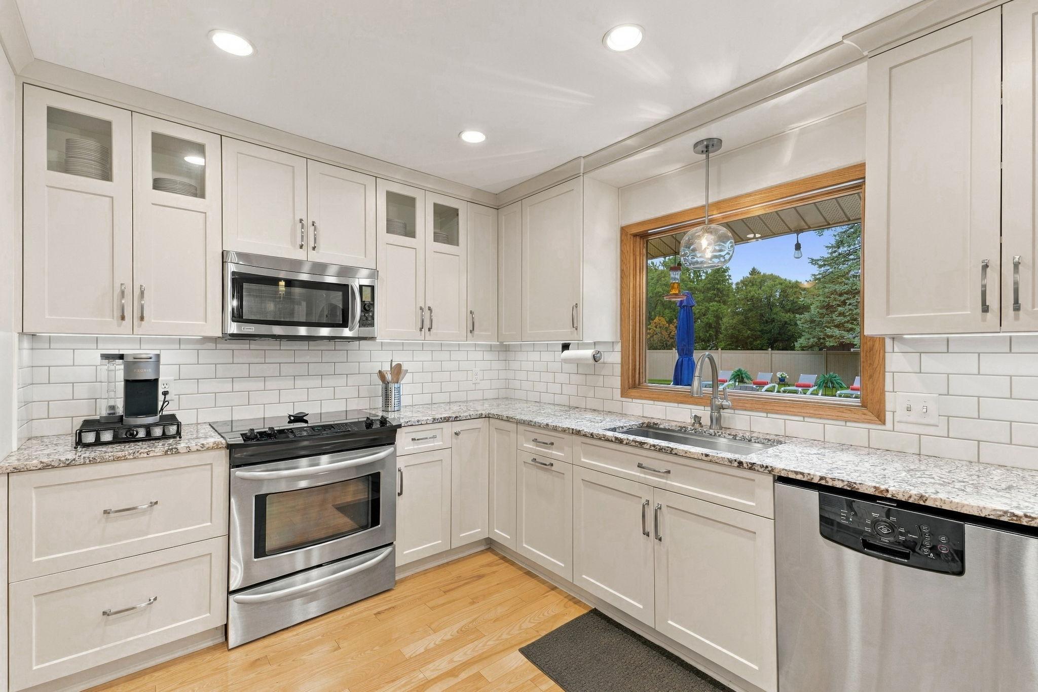 4760 Larson Road Shoreview, MN 55126 - Photo 8 of 75 Gallery Image 8
