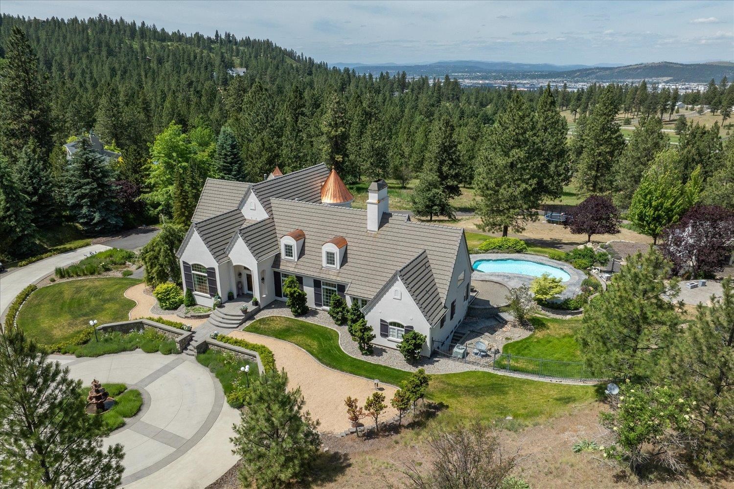 2806 South Park Road Spokane, WA 99212 - Photo 2 of 50