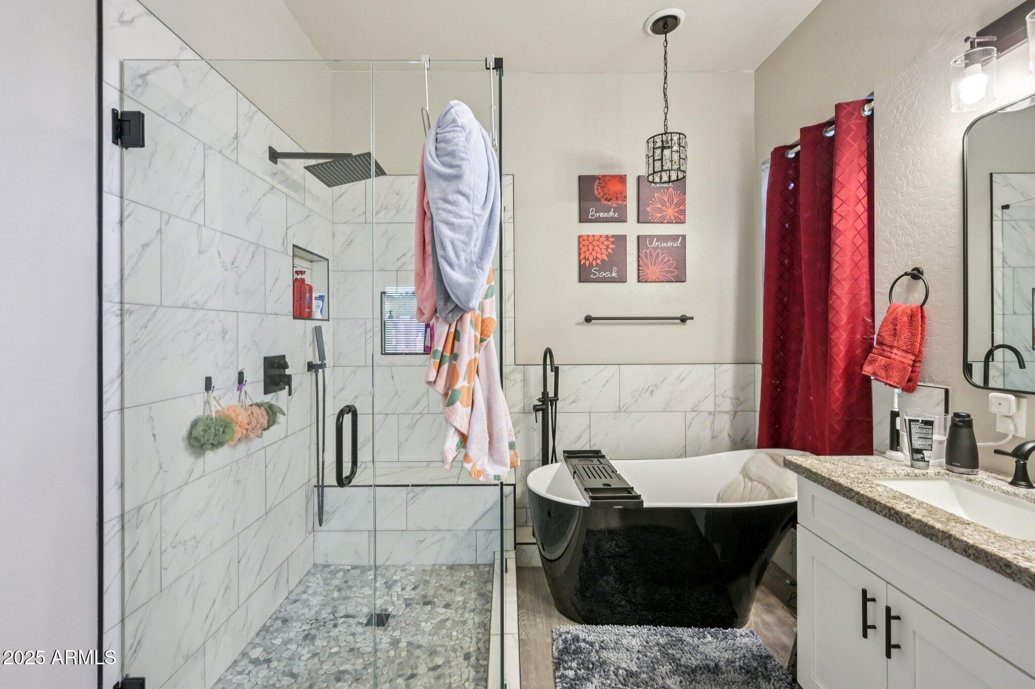 4650 East Decatur Street Mesa, AZ 85205 - Photo 32 of 38 Master Bath