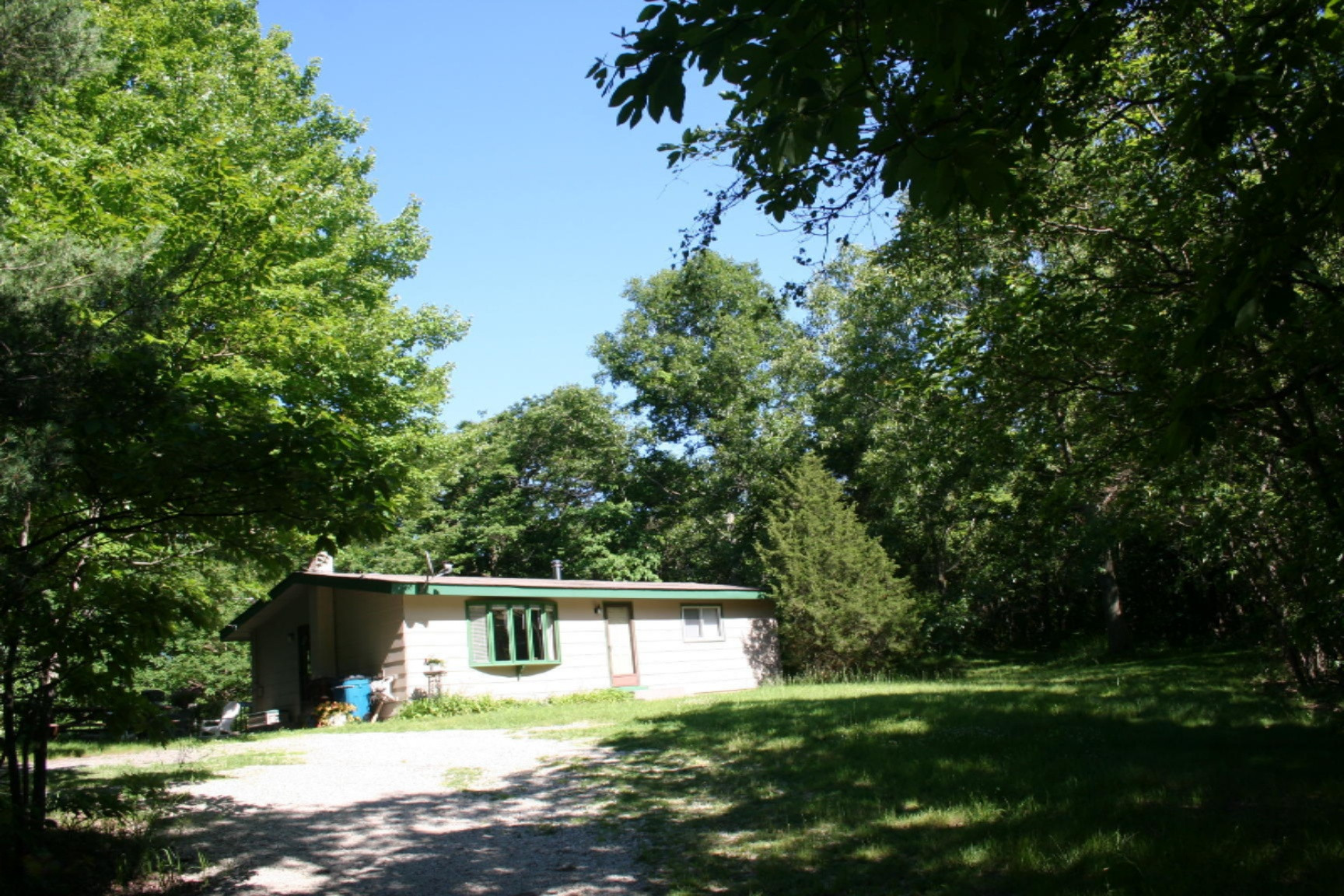 81241 Cr 376 Road Coloma, MI 49038 - Photo 1 of 22 IMG_5872
