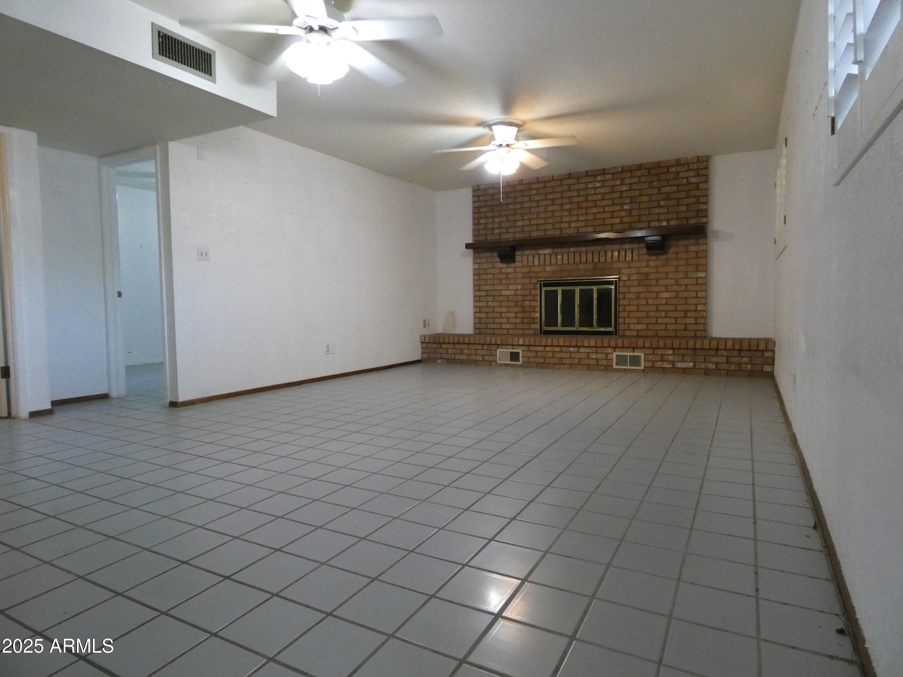 3214 West State Avenue Phoenix, AZ 85051 - Photo 16 of 35