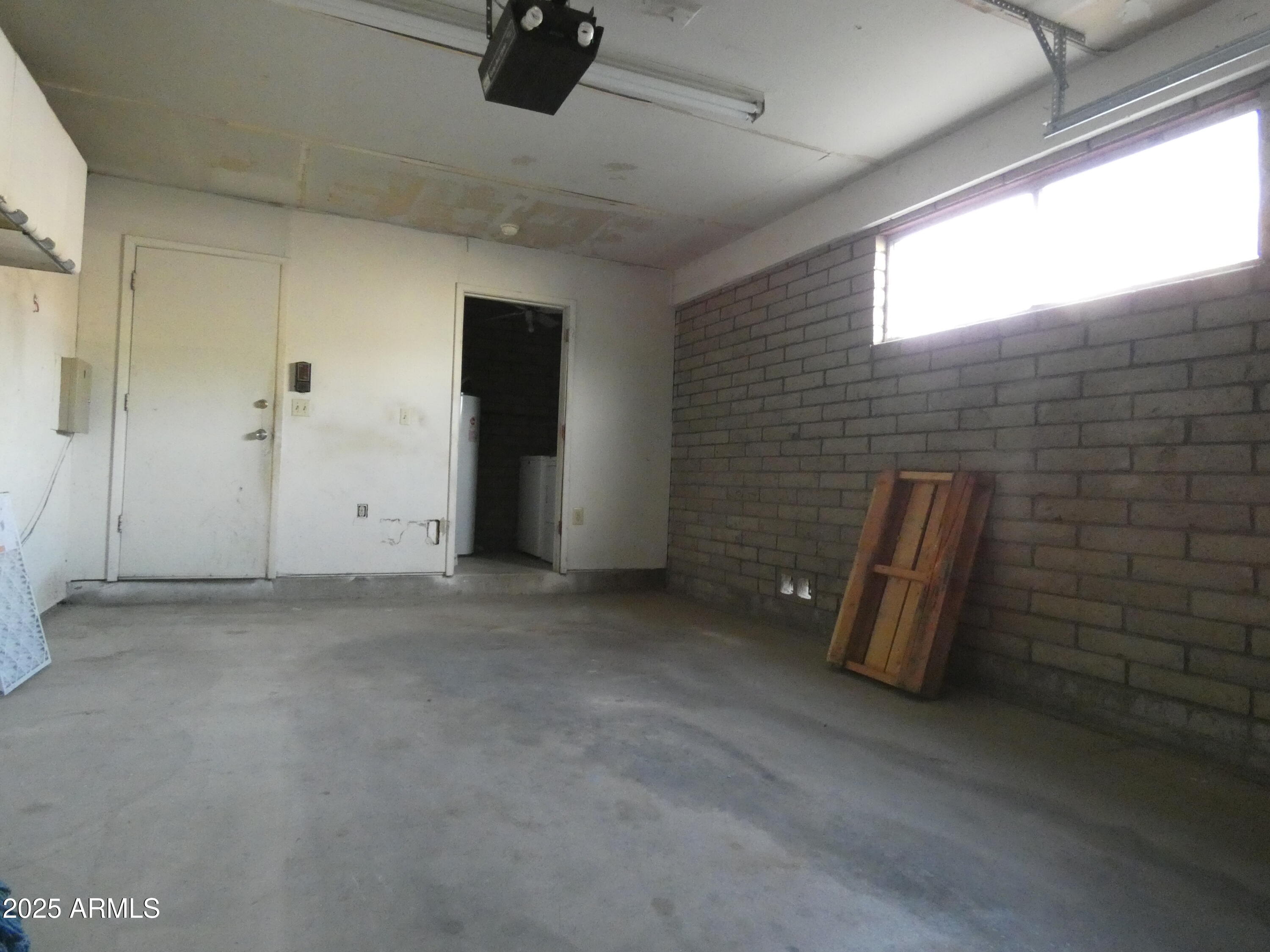 3214 West State Avenue Phoenix, AZ 85051 - Photo 30 of 35 a view of a livingroom with furniture