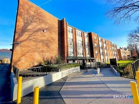 $1,250 | 194 Washington Street, Unit 433, Hartford, CT 06106