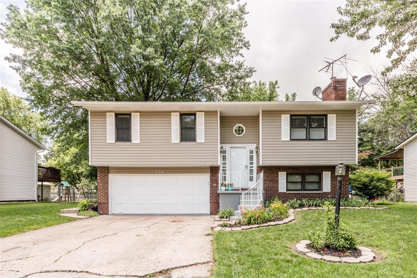 504 Riggin Road Troy, IL 62294 - Photo 1 of 37