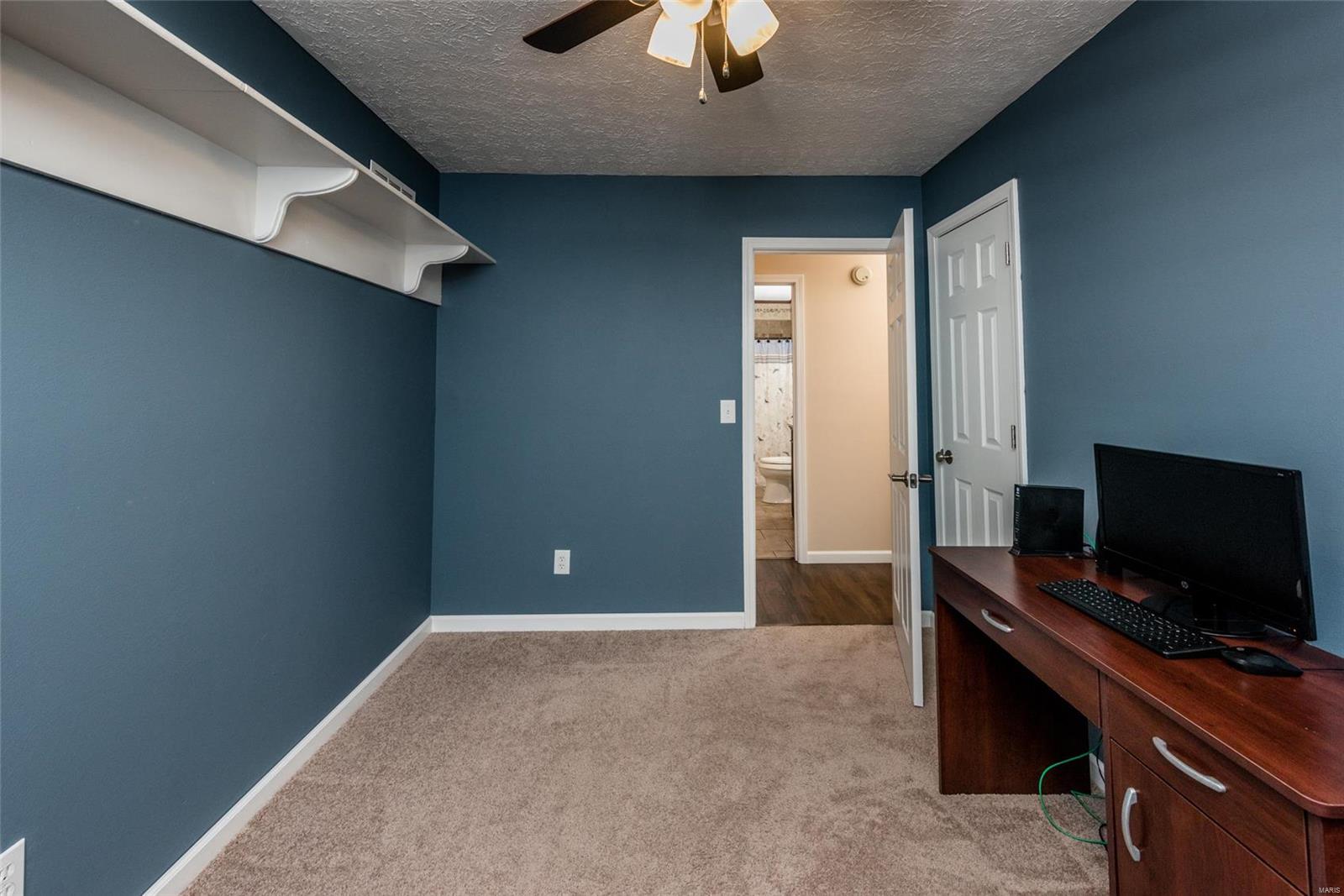504 Riggin Road Troy, IL 62294 - Photo 14 of 37