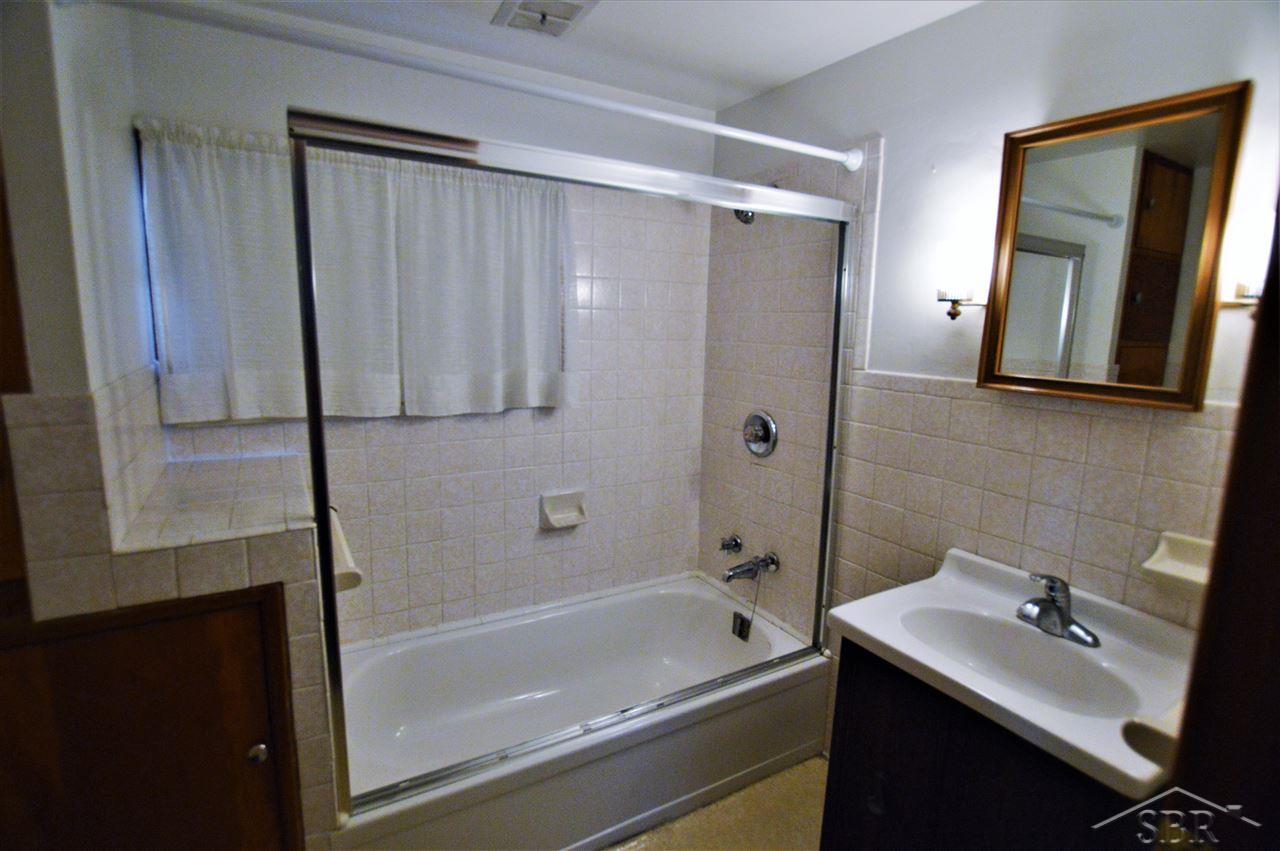 4407 Flajole Road Midland, MI 48642 - Photo 11 of 11 31388536-10.JPG