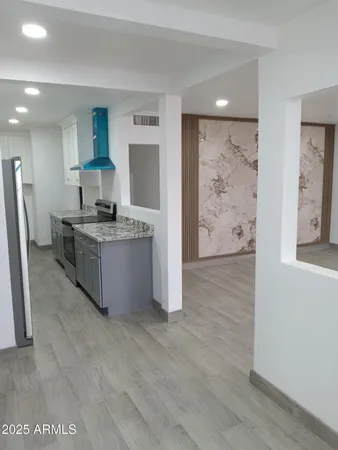 $377,000 | 102 West Maryland Avenue, Unit F1, Phoenix, AZ 85013