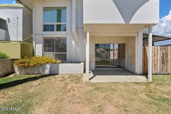 $377,000 | 102 West Maryland Avenue, Unit F1, Phoenix, AZ 85013