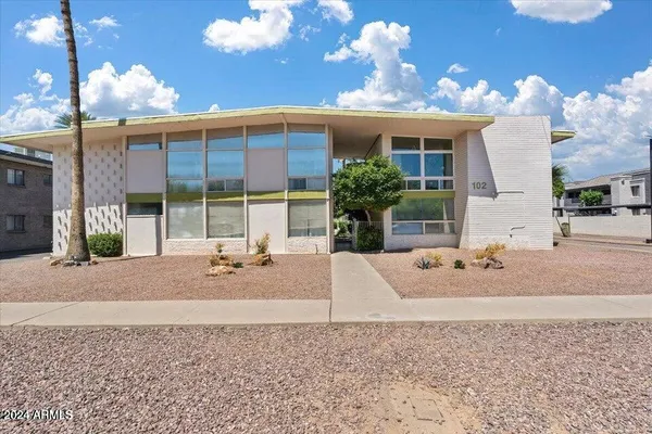 $377,000 | 102 West Maryland Avenue, Unit F1, Phoenix, AZ 85013