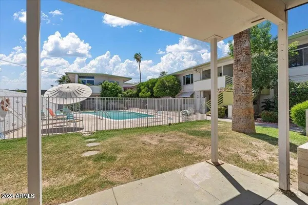 $377,000 | 102 West Maryland Avenue, Unit F1, Phoenix, AZ 85013