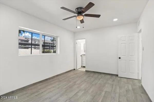 $377,000 | 102 West Maryland Avenue, Unit F1, Phoenix, AZ 85013